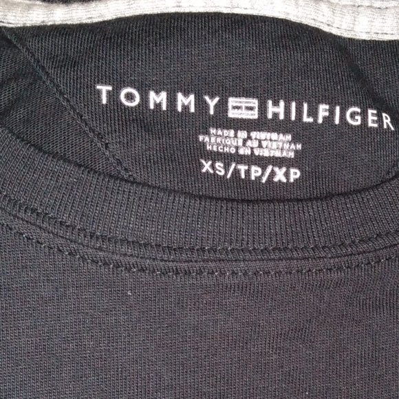 Tommy Hilfiger T-shirt Men's Extra Small Black - Picture 3 of 3